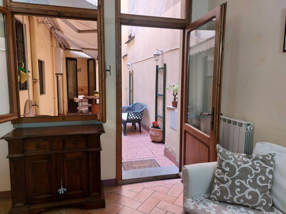 Laura Apartment In The Heart Of Флоренция Экстерьер фото