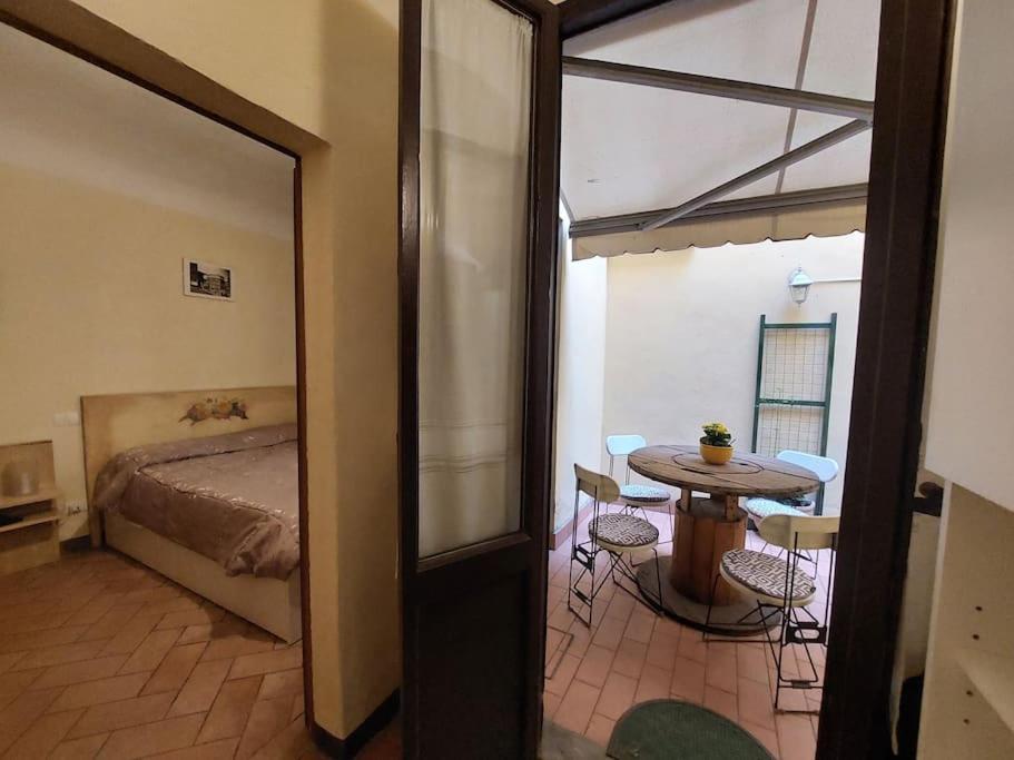 Laura Apartment In The Heart Of Флоренция Экстерьер фото